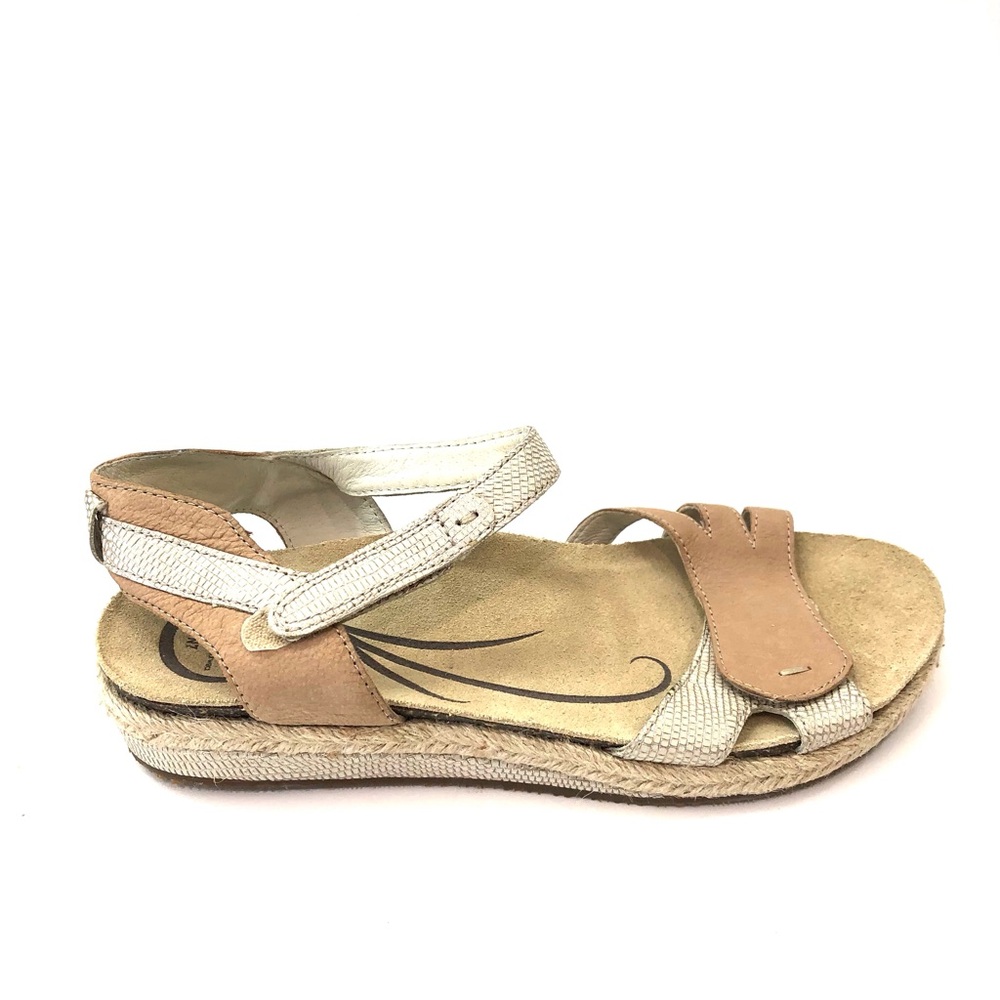 Abeo Women’s Nude Sandals 7 Neutral ($) 5115